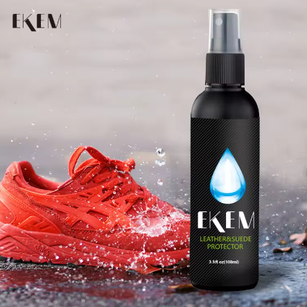 Water resistant spray for shoes with water-Based Formula